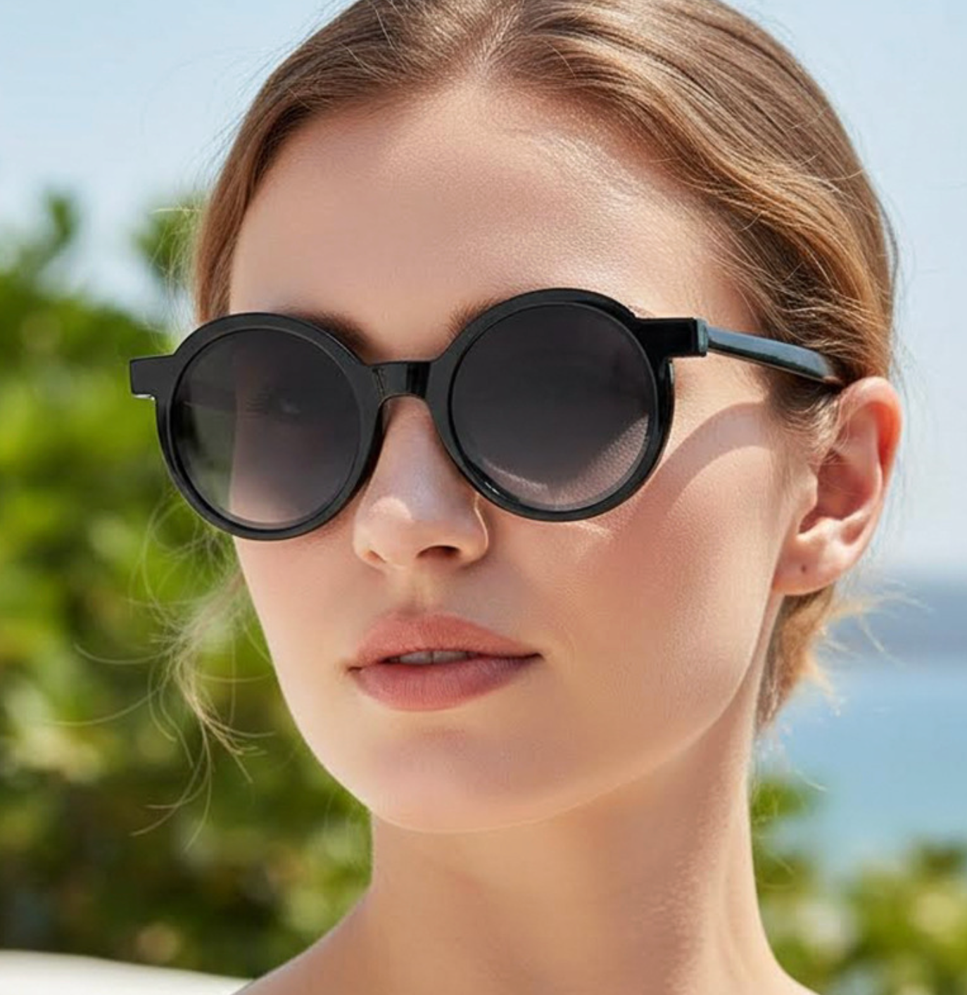 No.023: Elegant Round Frame Sunglasses